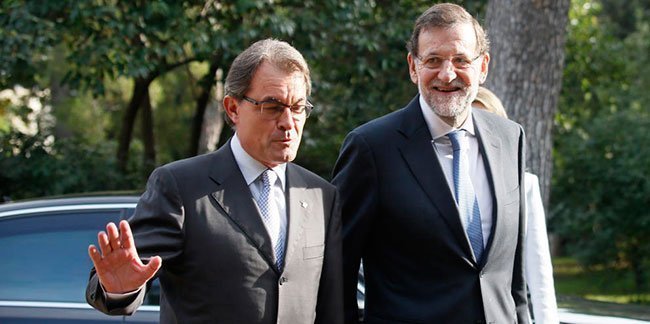 Mariano Rajoy y Artur Mas a su llegada al Foro Económico del Mediterráneo (Reuters)